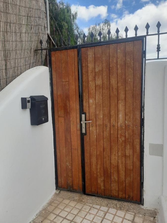 The White Dragos With Ocean View - Ac -Inttv - Pool Apartment Tias